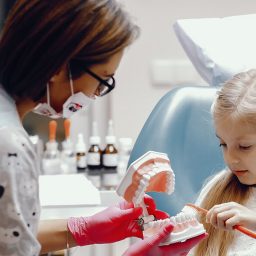 What Are the Duties of a Pediatric Dentist?